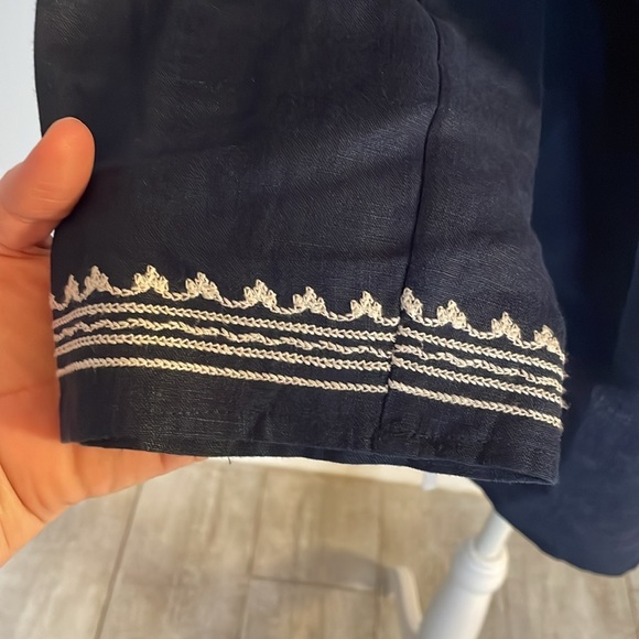 [Zoe D] Navy/White Embroidered Linen Blouse - Size Large - Picture 3 of 4